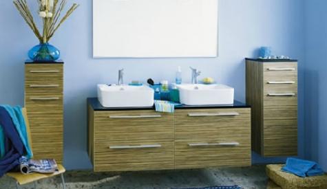Salle de bain en chêne zebrano clair